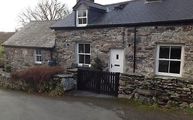 Garth Engan B&B in Private Annexe and Garden Area